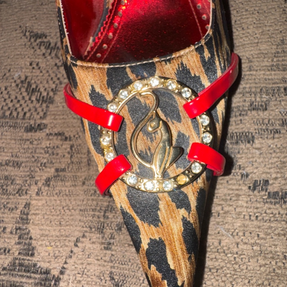 babyphat Red and gold Cheeta print Heels